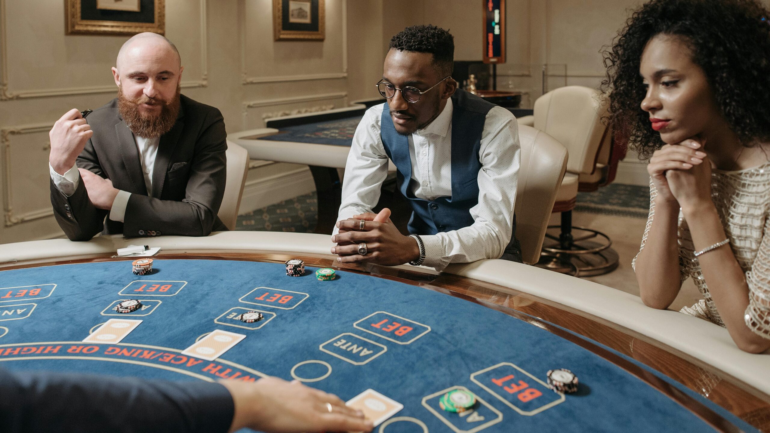 Why some tables have higher minimums in casinos